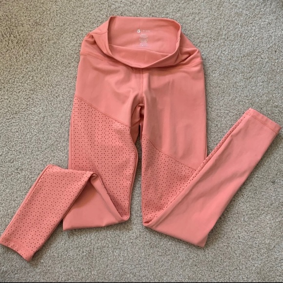 BuffBunny Posh Leggings in coral/peach color - Picture 2 of 3